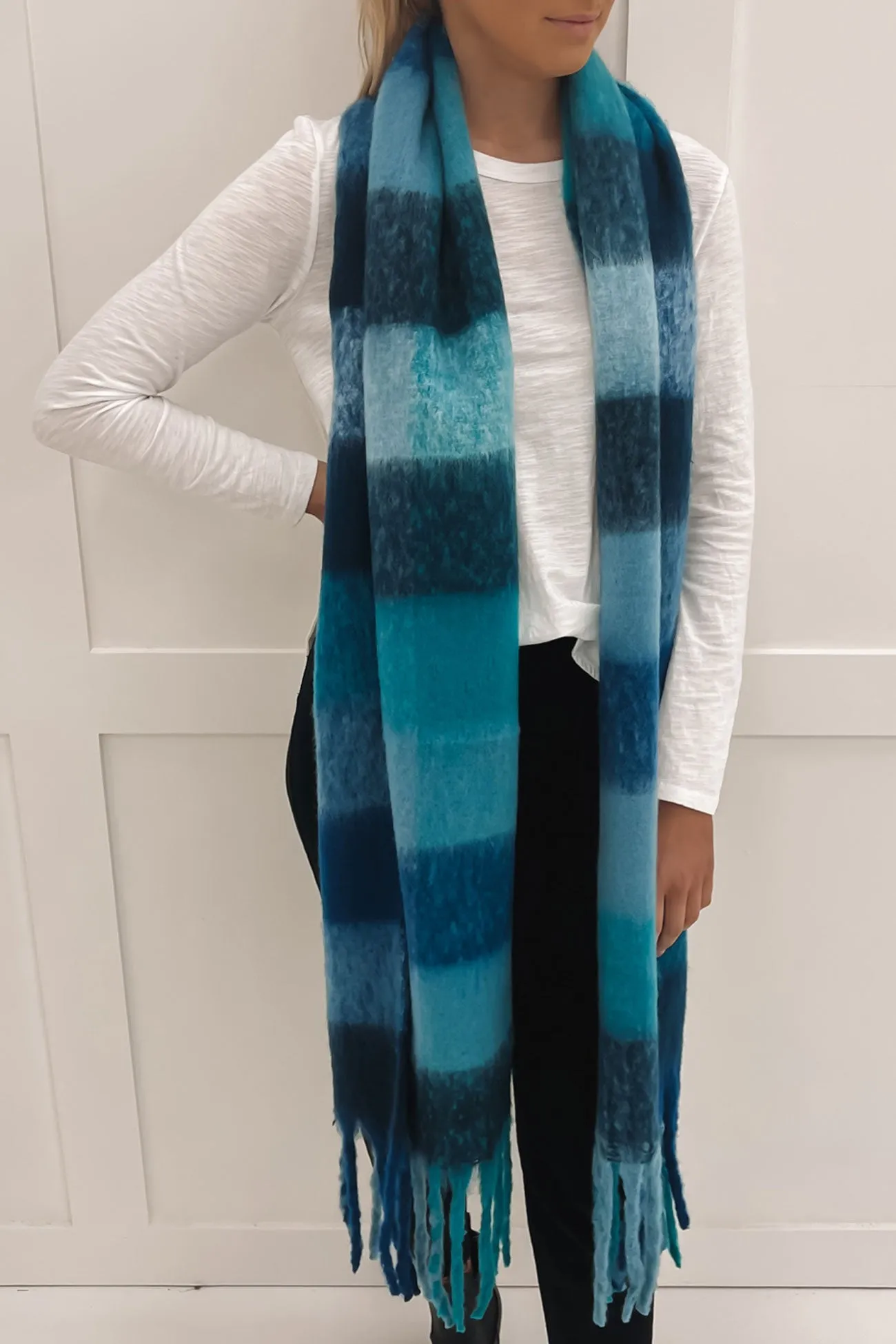 Zoe Fluffy Scarf Blue Multi